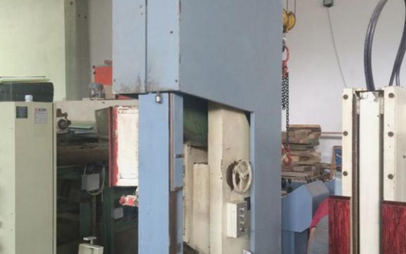 : DUMBO_SGP24_Log Band Saw