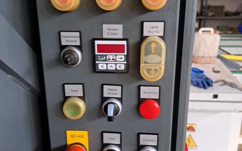 : Kohlbacher_AF01/26_Affilatrici e Macchine per Lame